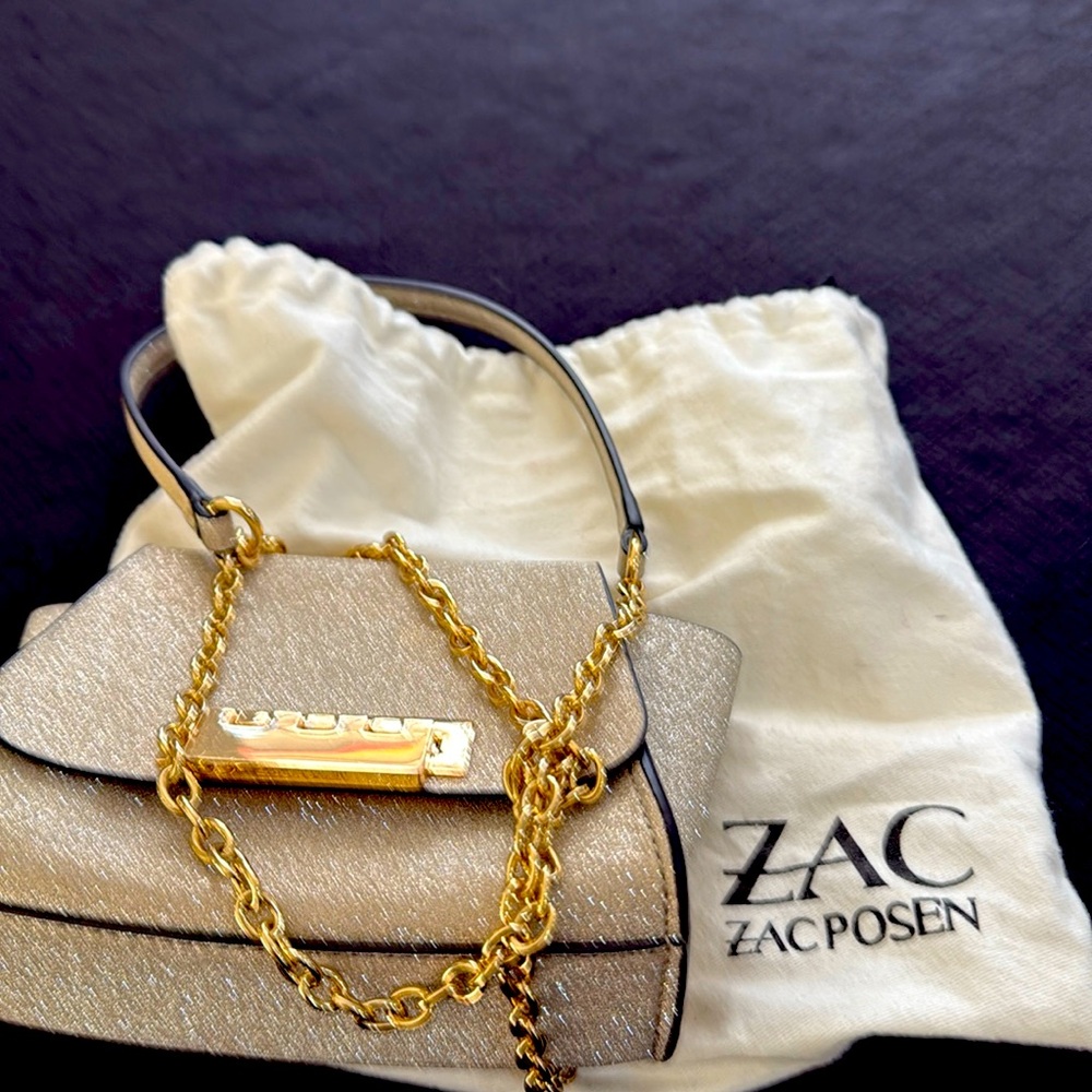 Gold little bag looks luxurious